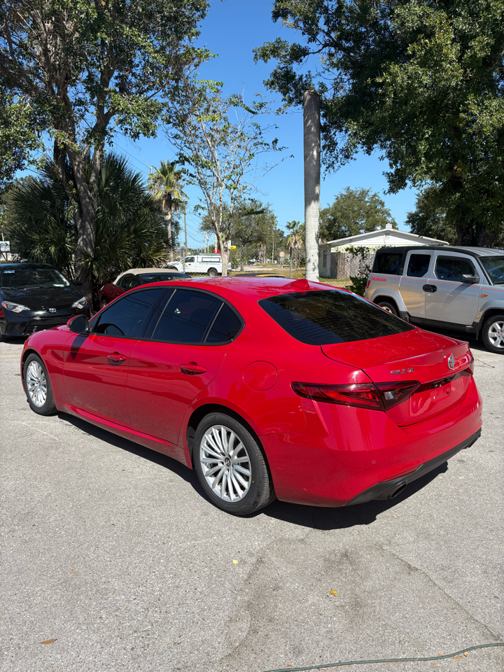 Alfa Romeo Giulia Sprint 2022 Alfa Romeo Giulia Sprint 2022