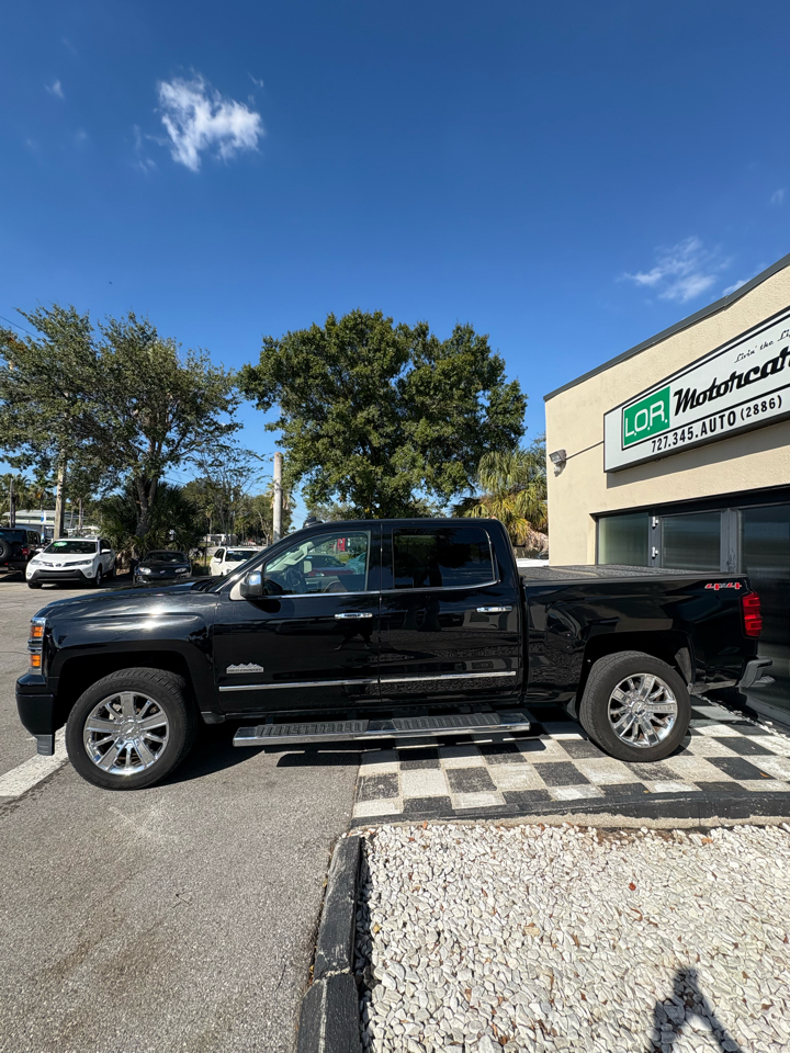 2015 Chevrolet Silverado 1500 High Country photo 3