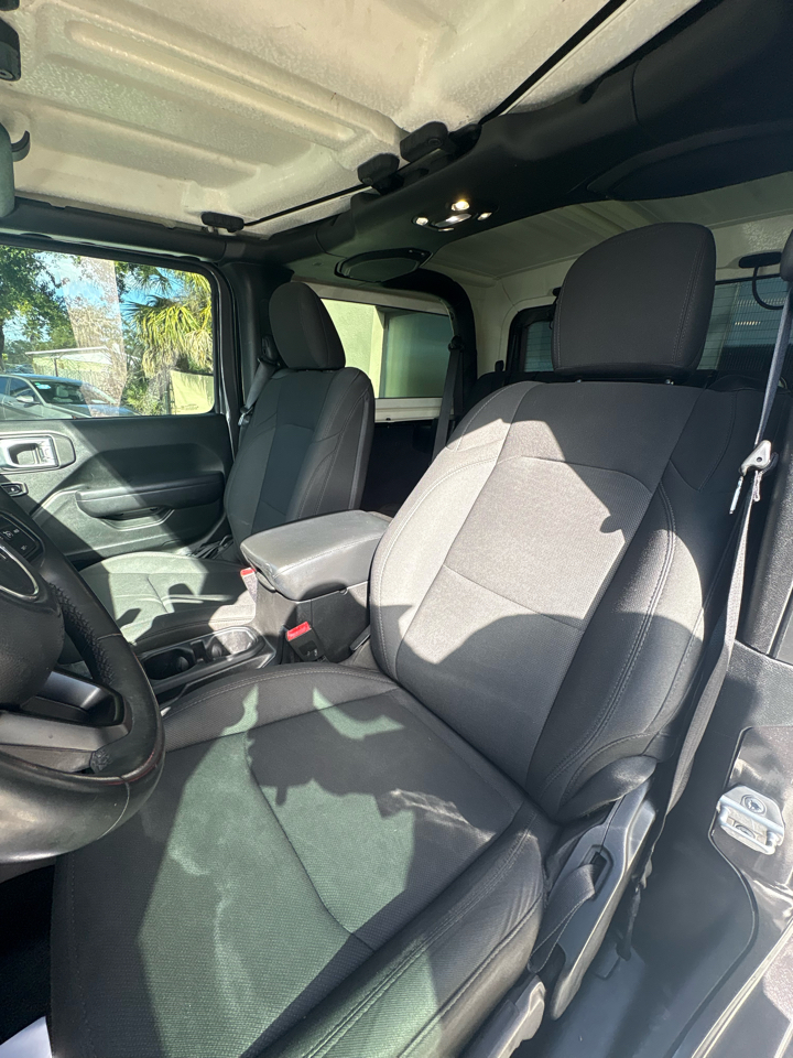 Jeep Wrangler Sport 4WD 2019