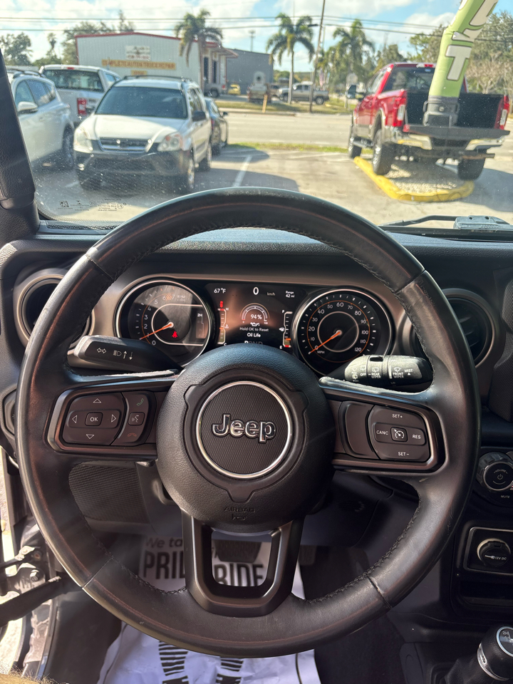 Jeep Wrangler Sport 4WD 2019