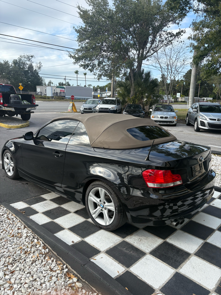 BMW 1-Series 128i Convertible 2010