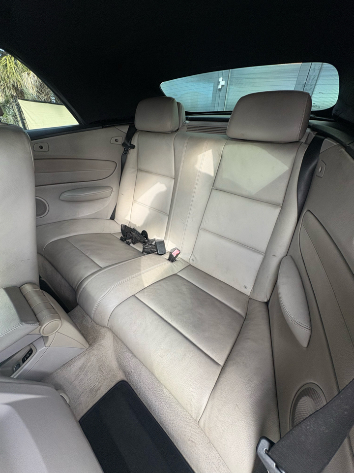 BMW 1-Series 128i Convertible 2010