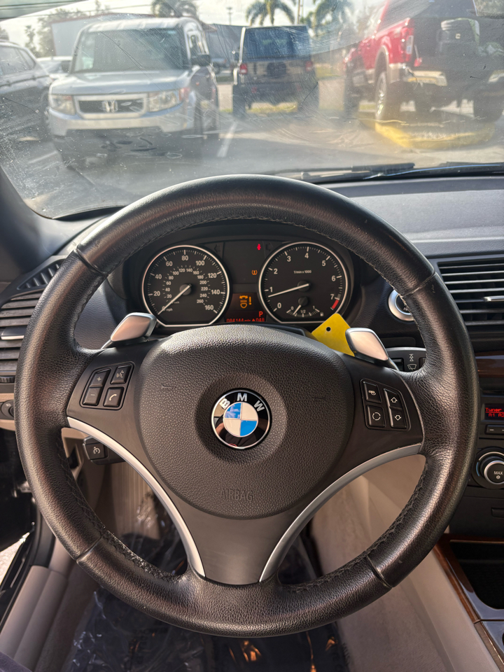 BMW 1-Series 128i Convertible 2010