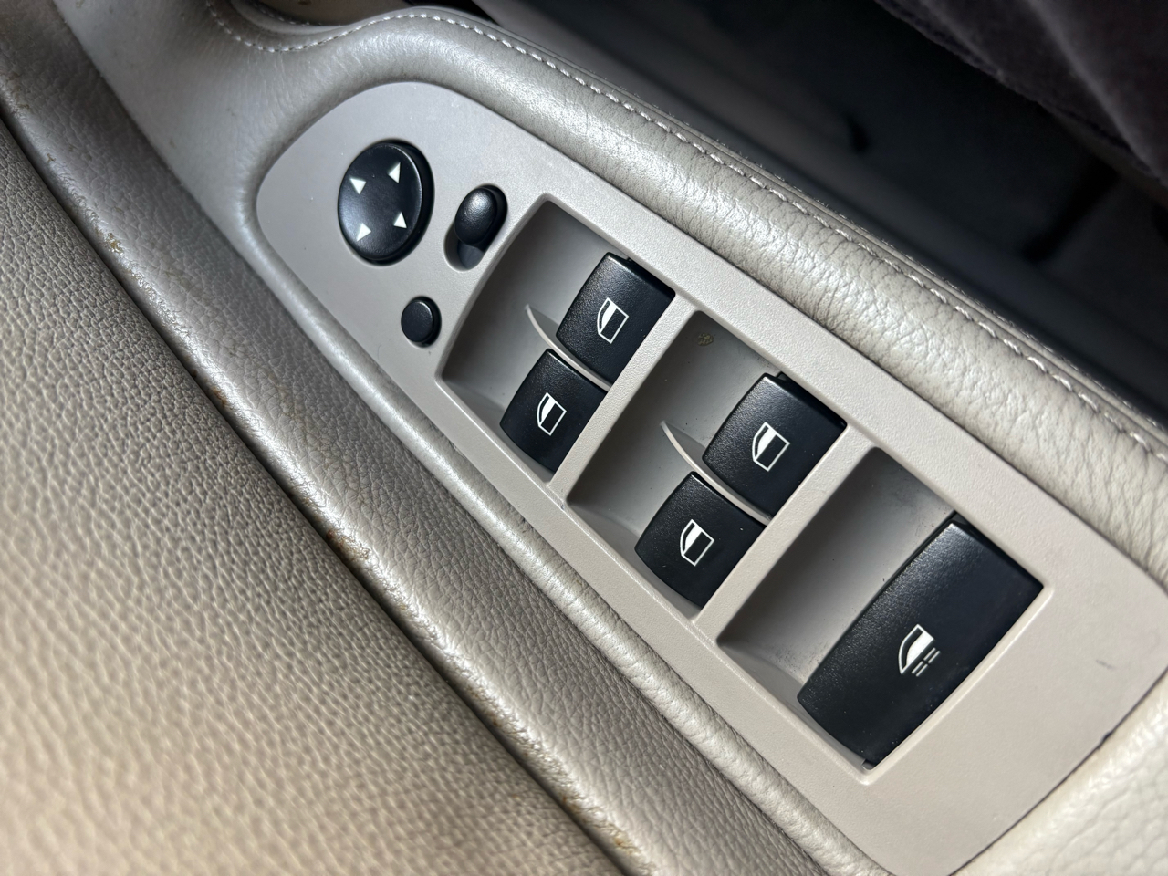 BMW 1-Series 128i Convertible 2010