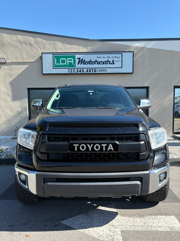 Toyota Tundra SR5 5.7L V8 FFV CrewMax 4WD 2016