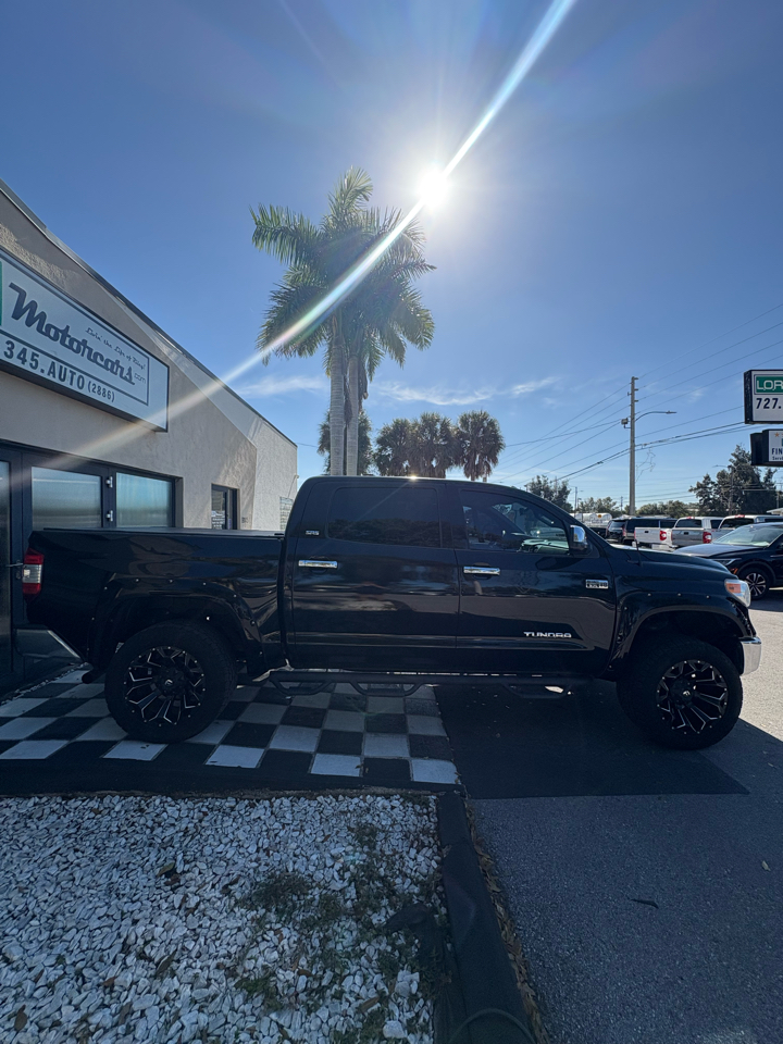Toyota Tundra SR5 5.7L V8 FFV CrewMax 4WD 2016