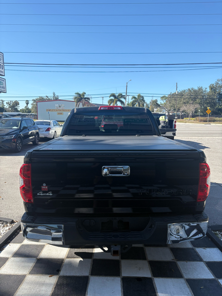 Toyota Tundra SR5 5.7L V8 FFV CrewMax 4WD 2016