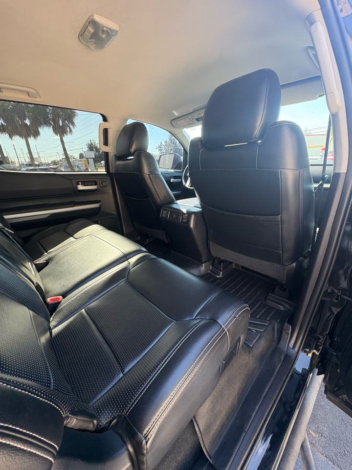 Toyota Tundra SR5 5.7L V8 FFV CrewMax 4WD 2016