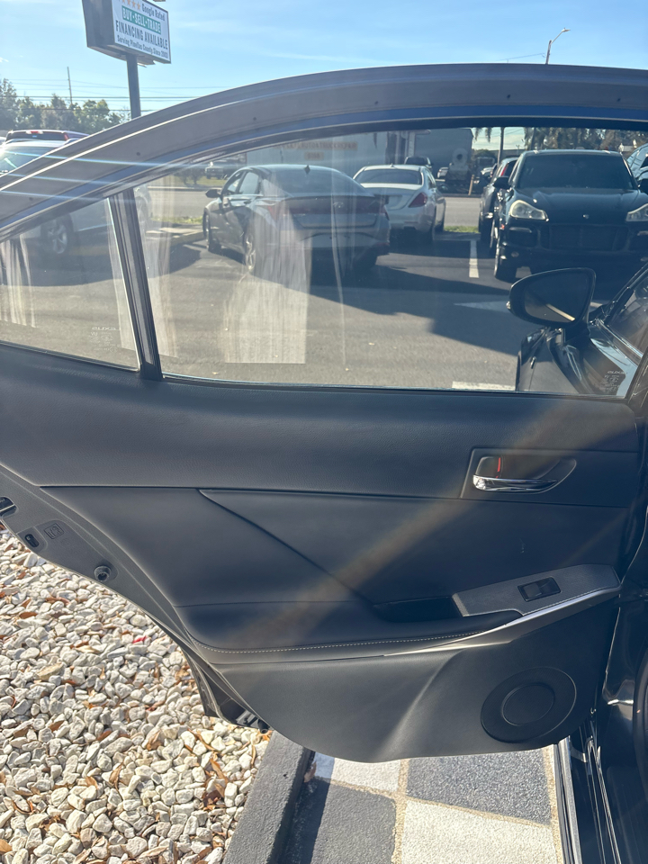 Lexus IS 250 RWD 2015