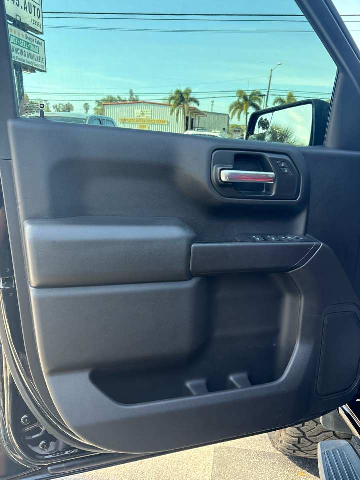 Chevrolet Silverado 1500 Custom Crew Cab 2WD 2020