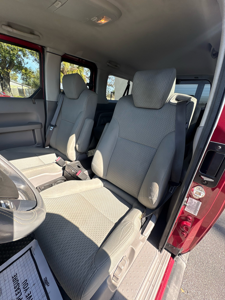 Honda Element EX 2WD AT 2011