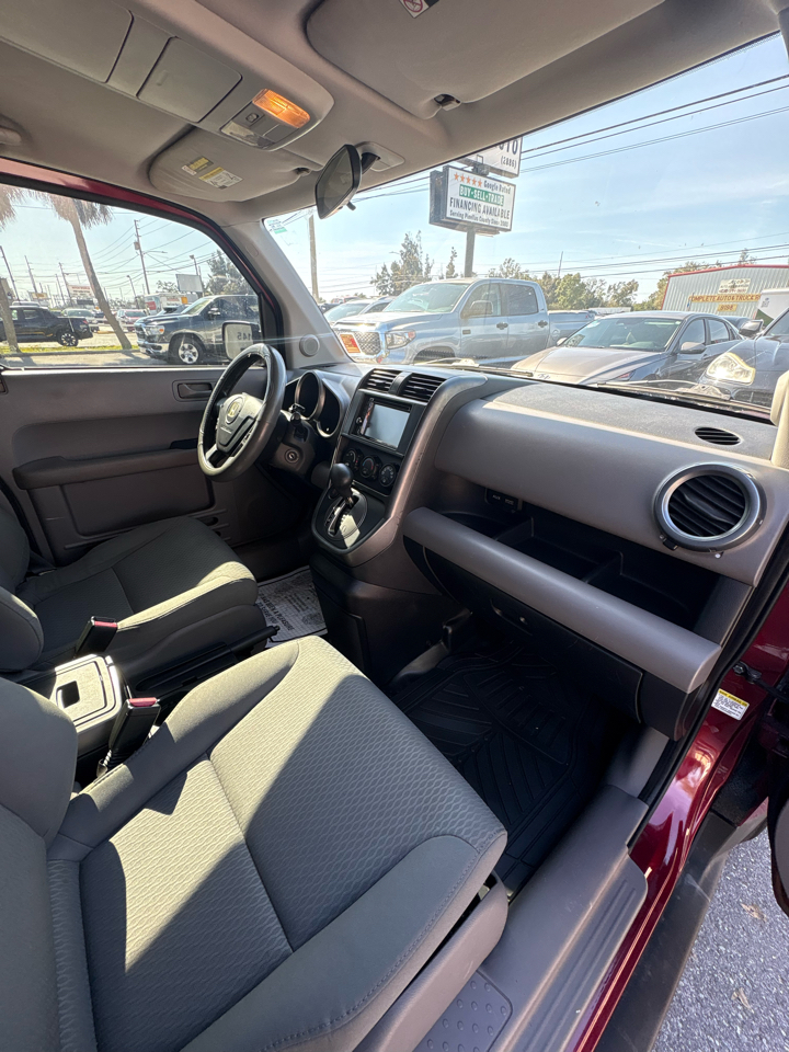 Honda Element EX 2WD AT 2011