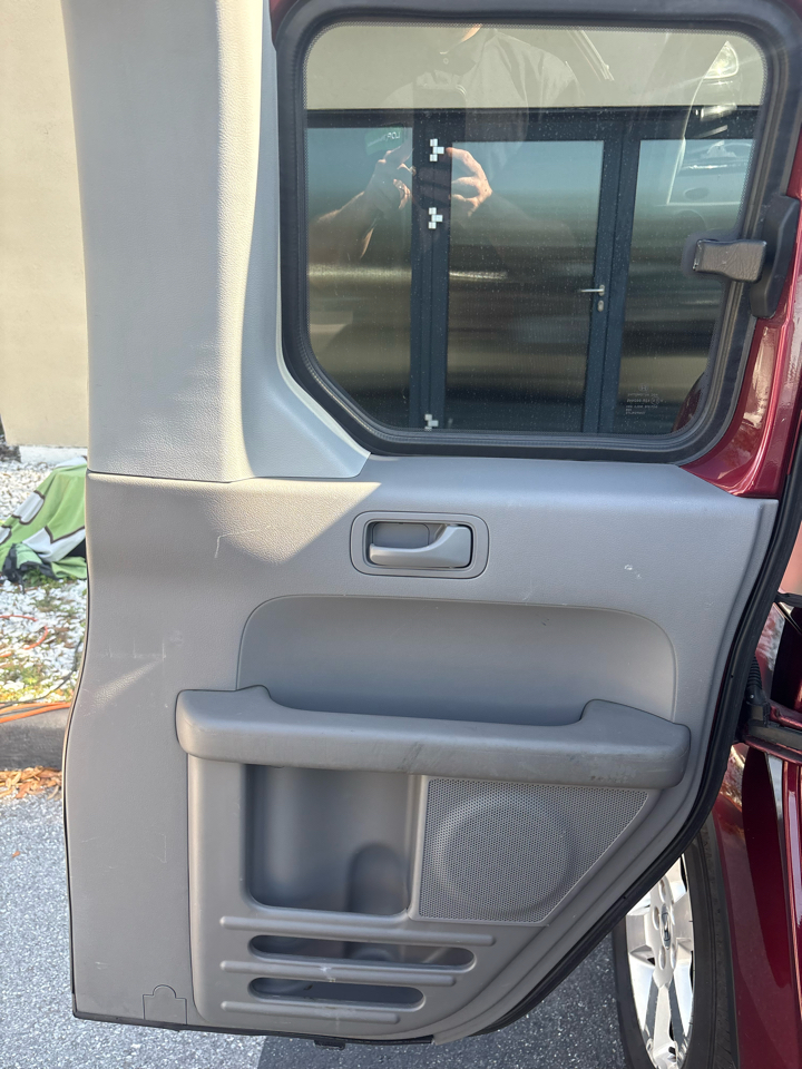 Honda Element EX 2WD AT 2011