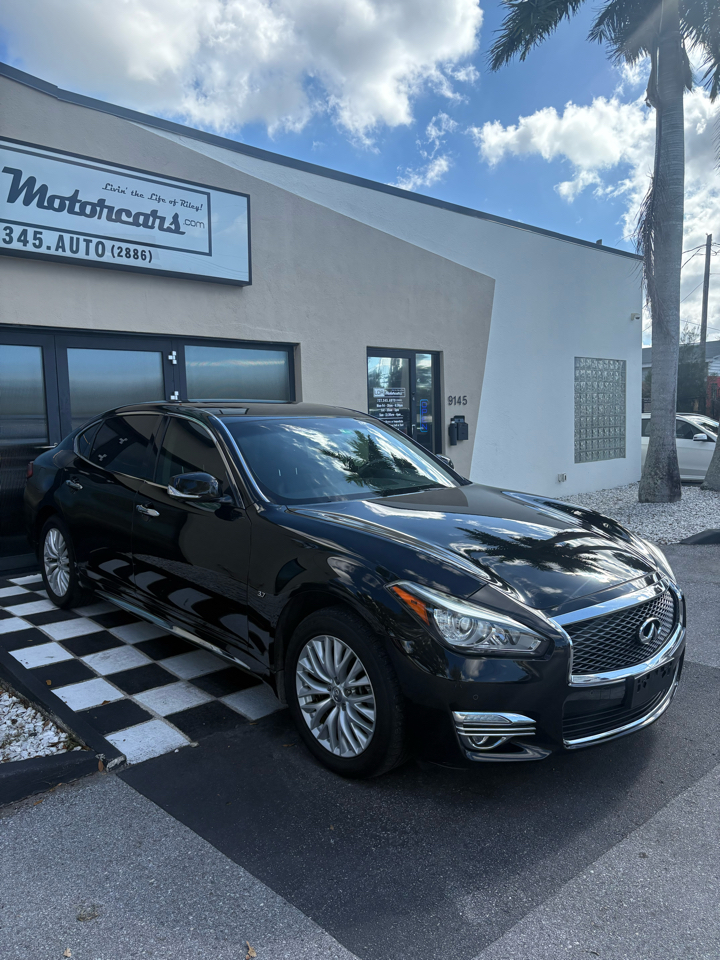 Infiniti Q70 L 3.7 AWD 2015