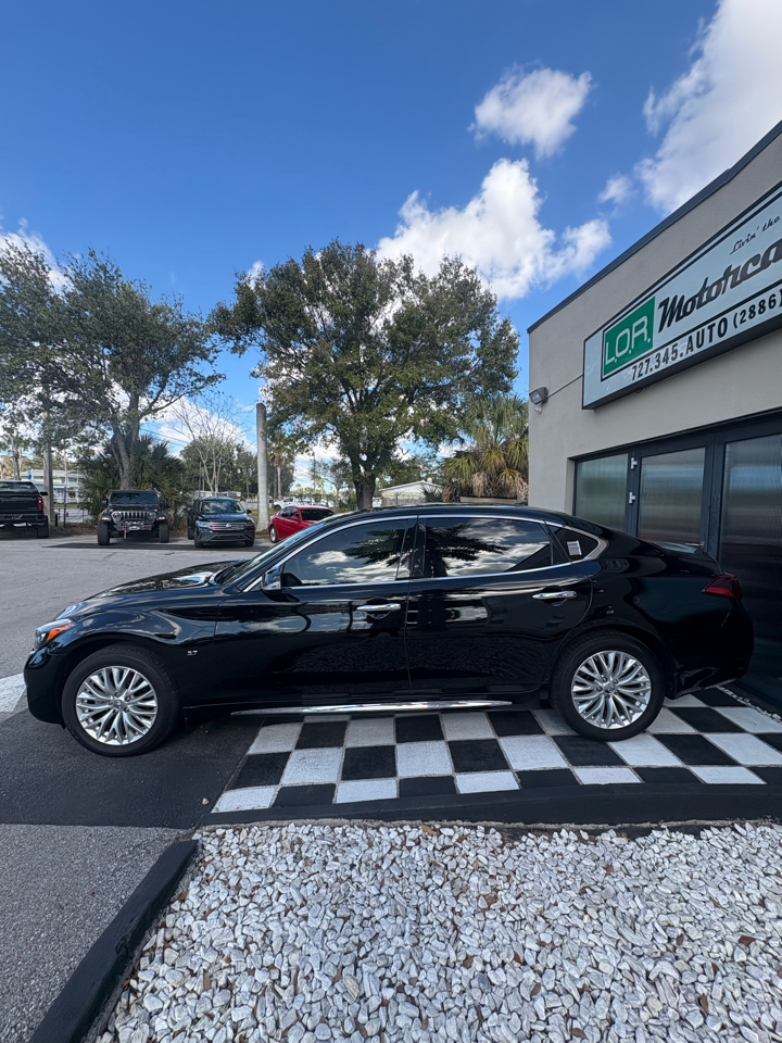 Infiniti Q70 L 3.7 AWD 2015