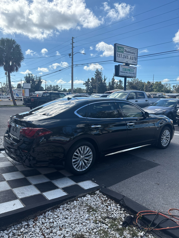 Infiniti Q70 L 3.7 AWD 2015
