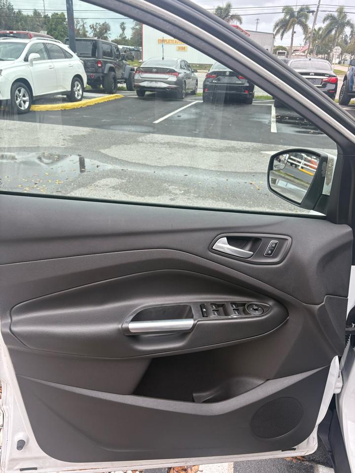 Ford Escape SE 4WD 2014