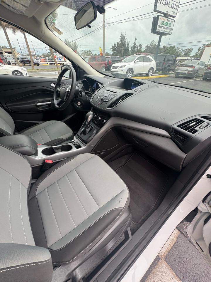 Ford Escape SE 4WD 2014