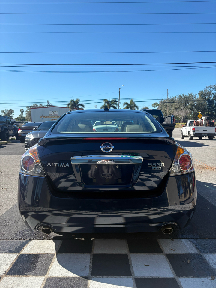 Nissan Altima 3.5 SR 2011
