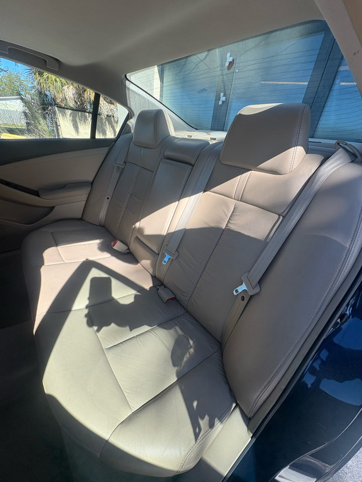 Nissan Altima 3.5 SR 2011