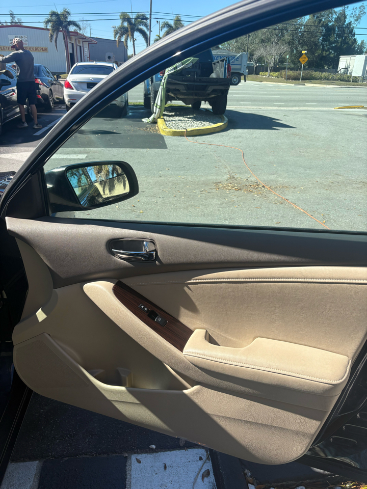 Nissan Altima 3.5 SR 2011