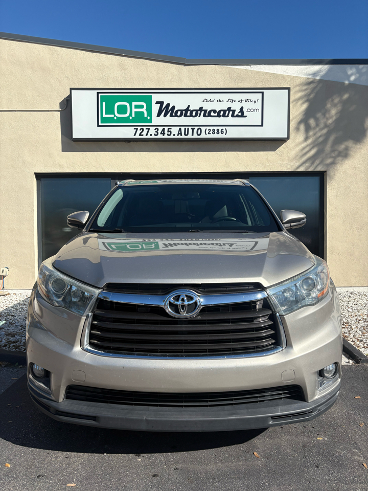 Toyota Highlander Limited FWD V6 2015