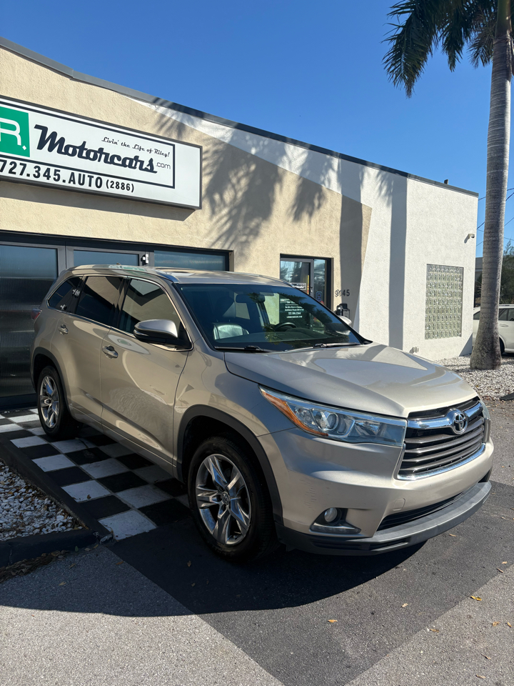 Toyota Highlander Limited FWD V6 2015