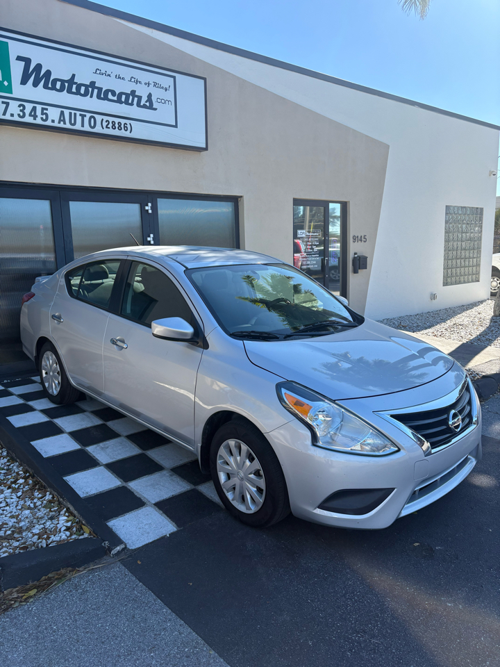 Nissan Versa 1.6 S 5M 2017