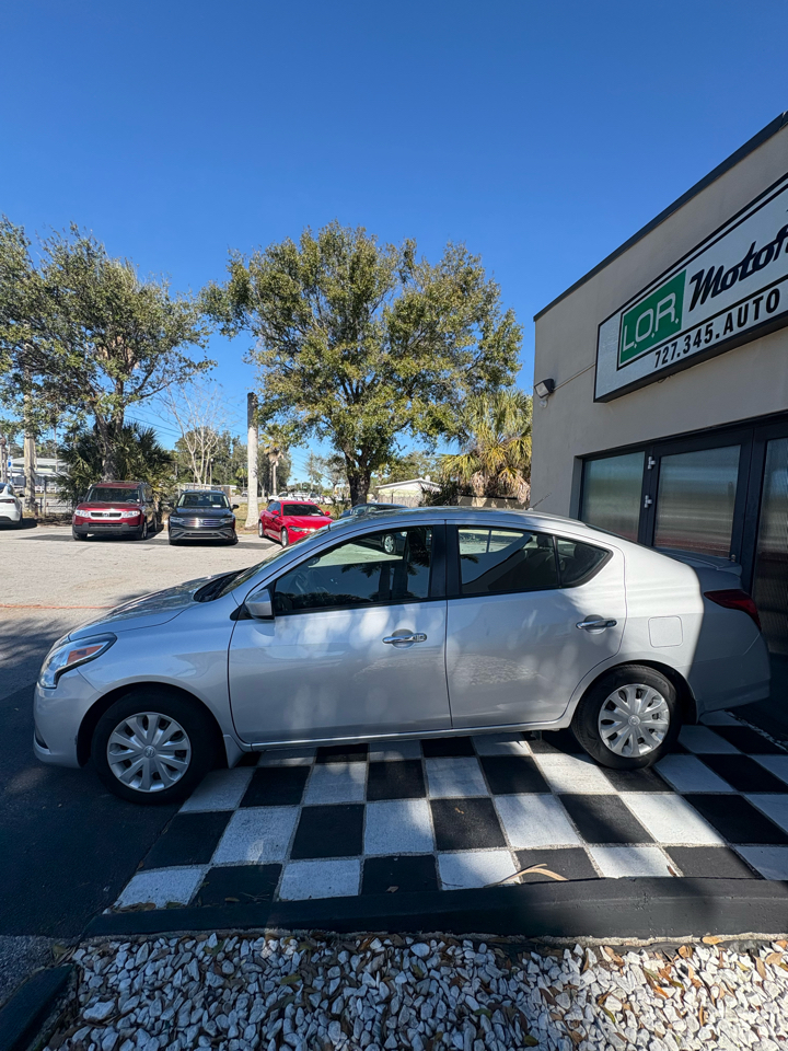 Nissan Versa 1.6 S 5M 2017