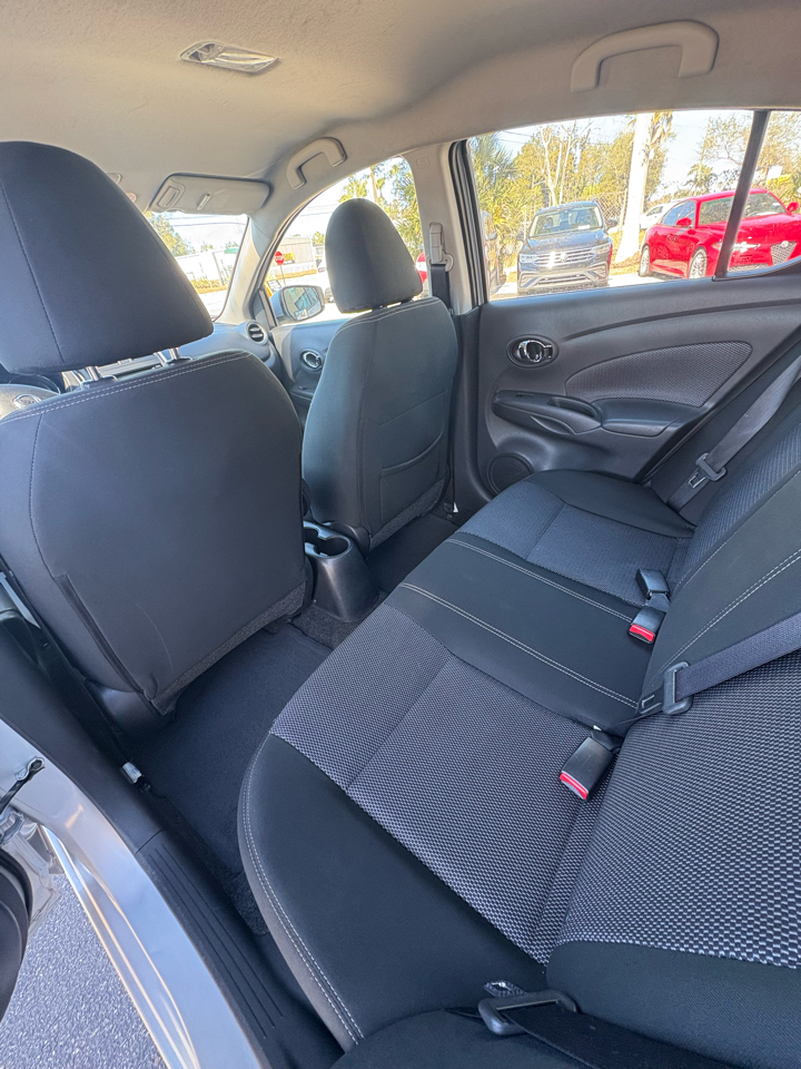 Nissan Versa 1.6 S 5M 2017