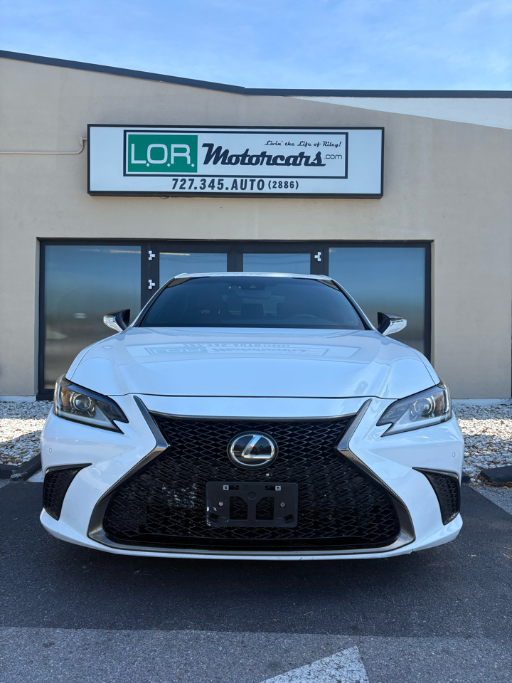 Lexus ES 350 F SPORT 2021