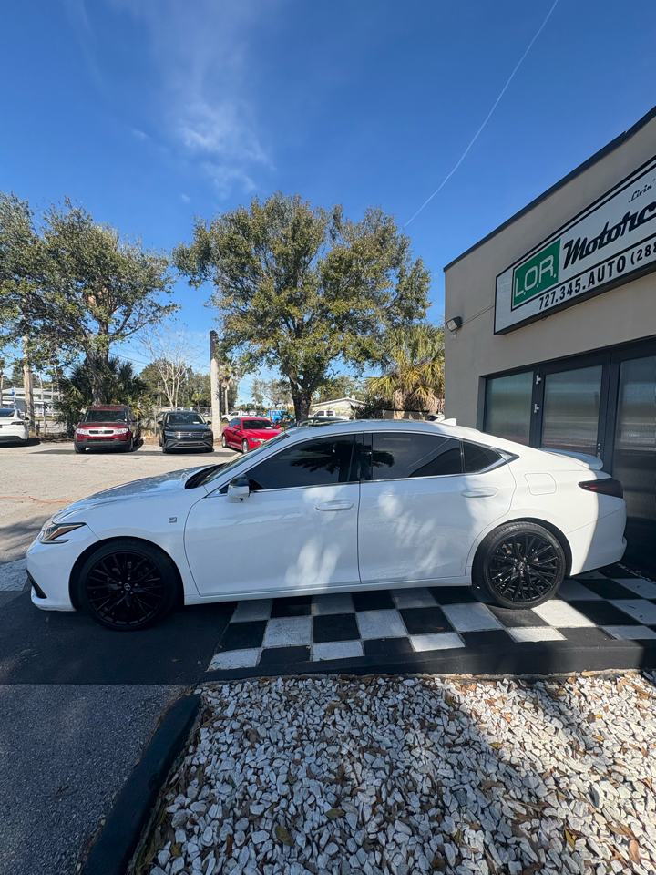 Lexus ES 350 F SPORT 2021