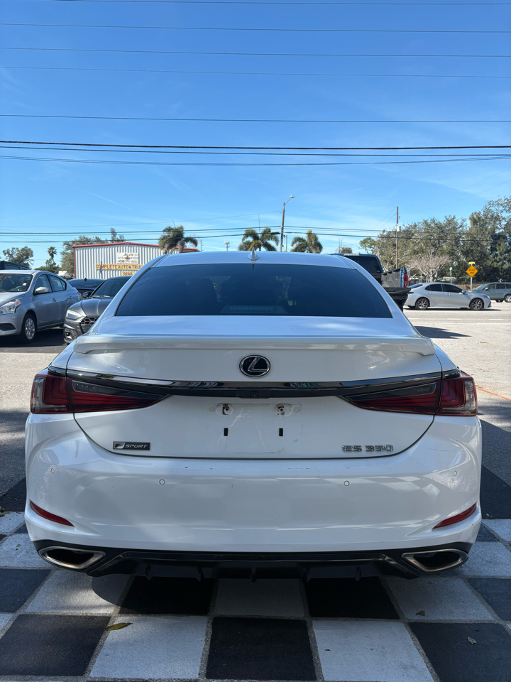 Lexus ES 350 F SPORT 2021