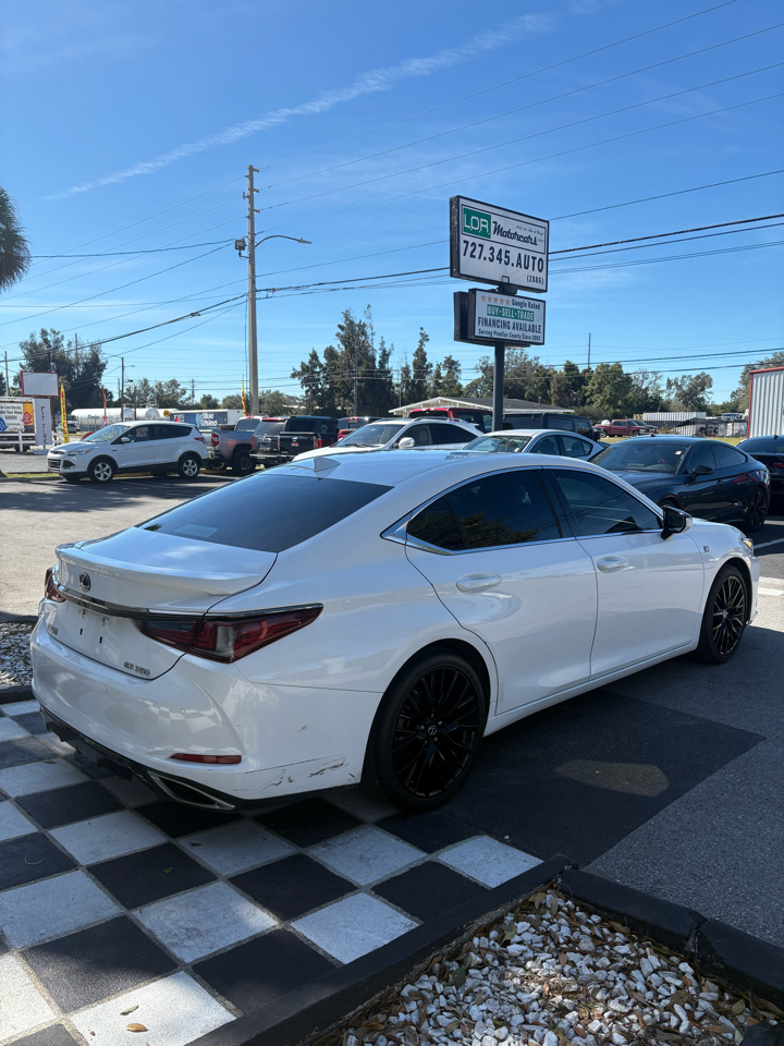 Lexus ES 350 F SPORT 2021