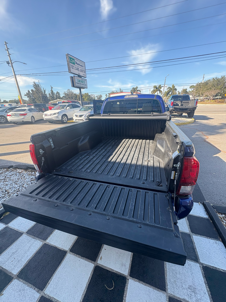 Toyota Tacoma SR5 Double Cab Long Bed V6 6AT 2WD 2022