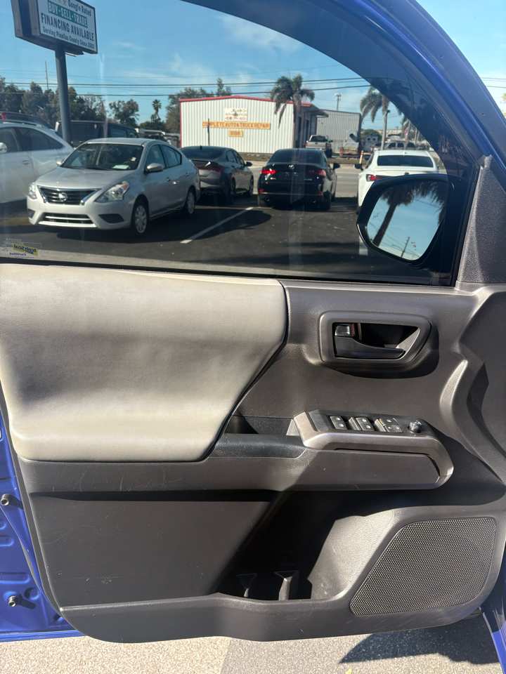 Toyota Tacoma SR5 Double Cab Long Bed V6 6AT 2WD 2022