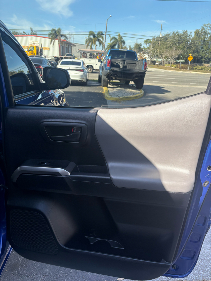 Toyota Tacoma SR5 Double Cab Long Bed V6 6AT 2WD 2022