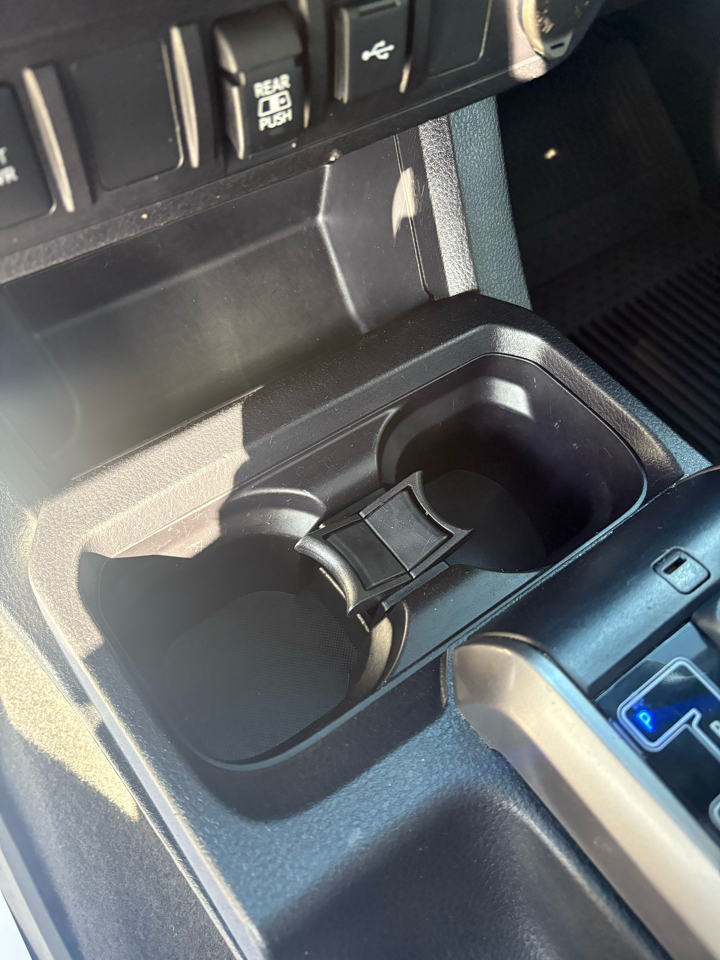 Toyota Tacoma SR5 Double Cab Long Bed V6 6AT 2WD 2022