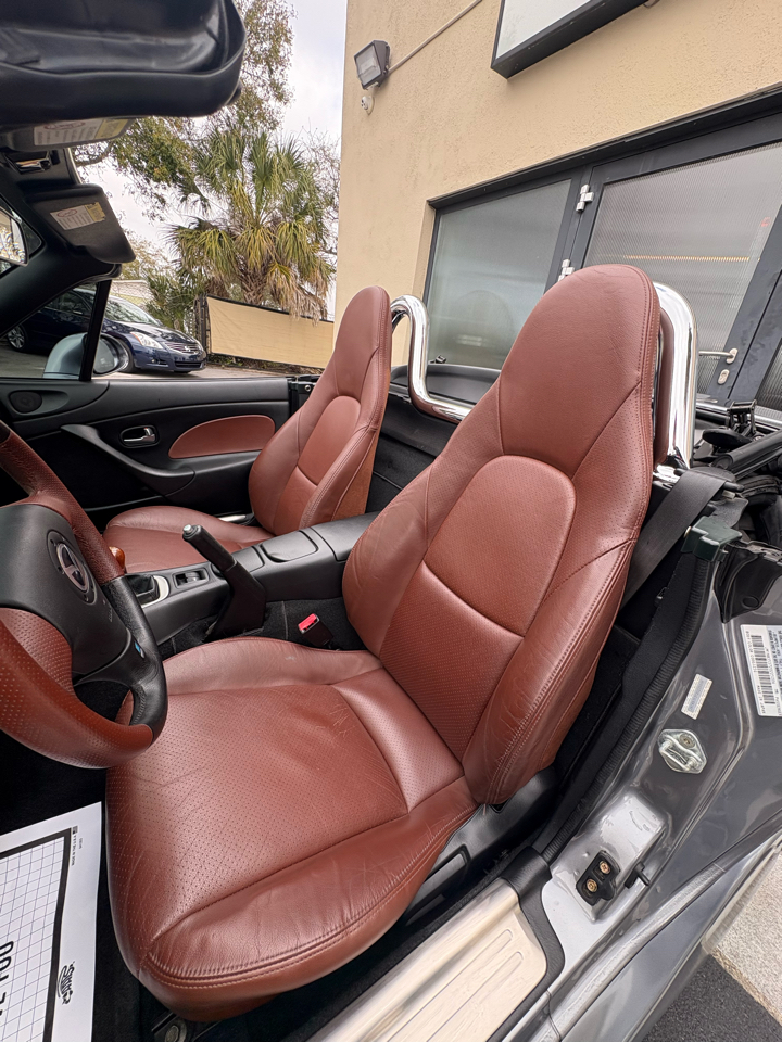 Mazda MX-5 Miata 2dr Conv Man Special Edition 2002