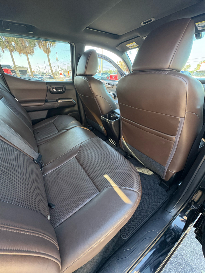 Toyota Tacoma Limited Double Cab V6 6AT 2WD 2016