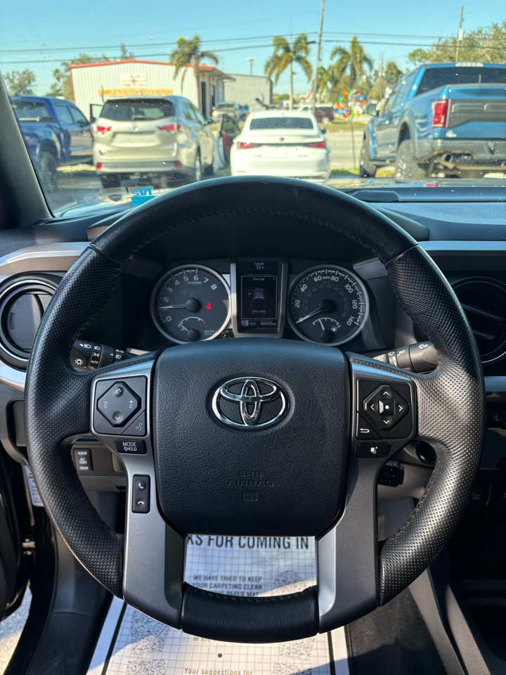 Toyota Tacoma Limited Double Cab V6 6AT 2WD 2016