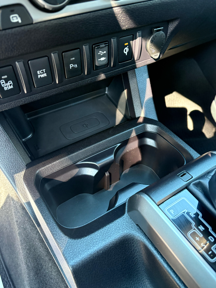 Toyota Tacoma Limited Double Cab V6 6AT 2WD 2016