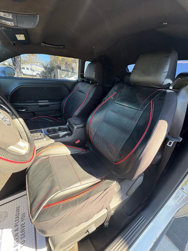 Dodge Challenger SXT 2012