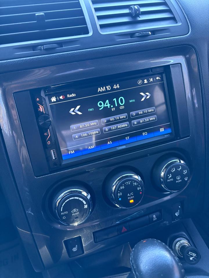 Dodge Challenger SXT 2012