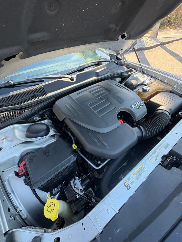 Dodge Challenger SXT 2012