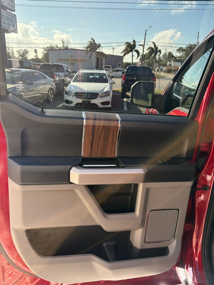 Ford F-150 Lariat SuperCrew 2WD 2015