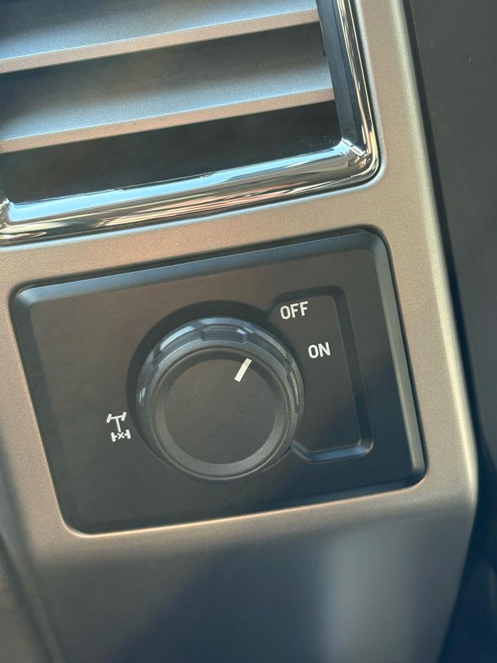 Ford F-150 Lariat SuperCrew 2WD 2015