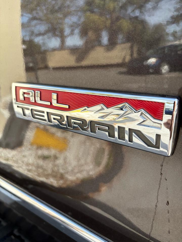 GMC Sierra 1500 SLT Crew Cab 4WD 2016