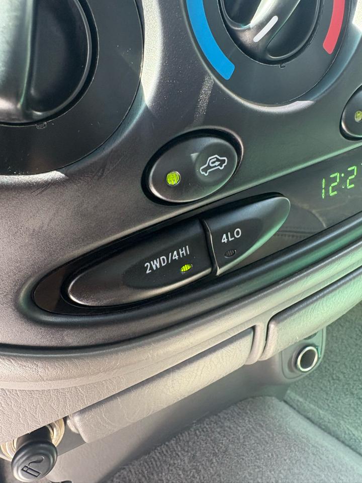 Toyota Tundra SR5 Access Cab 4WD 2000