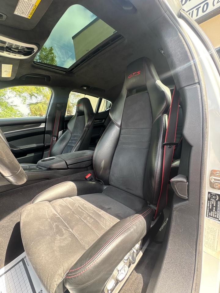 Porsche Panamera GTS 2016